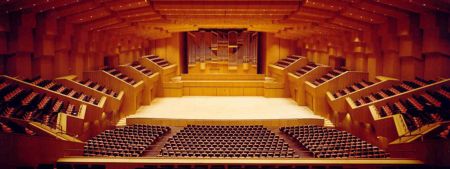 Το μακρύ χέρι του ΣΥΡΙΖΑ στο Μέγαρο Μουσικής Αθηνών