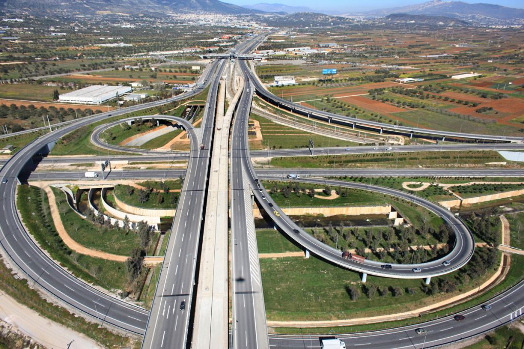 Τι απαντά η Αττική Οδός για τις αυξήσεις στα διόδια