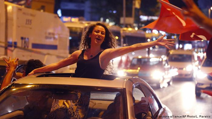 Γερμανικά ΜΜΕ : Η αρχή του τέλους του Ερντογάν;