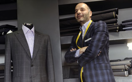 Γιάννης Αντετοκούνμπο: Ο έλληνας σχεδιαστής πίσω από το σακάκι με τον Παρθενώνα