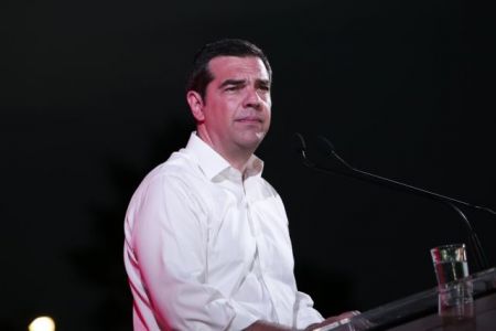 Τσίπρας : Ούτε δεμένος δεν κάθεται απέναντί μου ο Μητσοτάκης