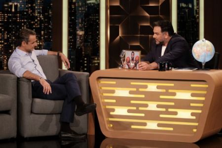 Μητσοτάκης: Η΄ μαζί θα προχωρήσουμε ή όλοι μαζί θα οπισθοχωρήσουμε