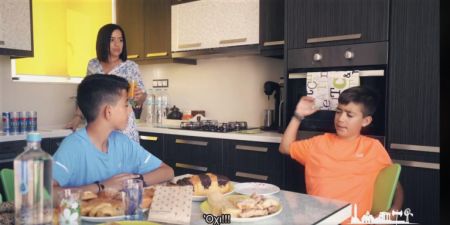 Ο Αλέξης και ο Κυριάκος πάνε ημιμαραθώνιο