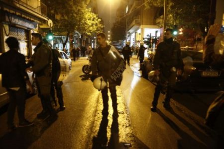 ΚΙΝΑΛ: Επιθέσεις με μολότοφ τα ξημερώματα της Τετάρτης