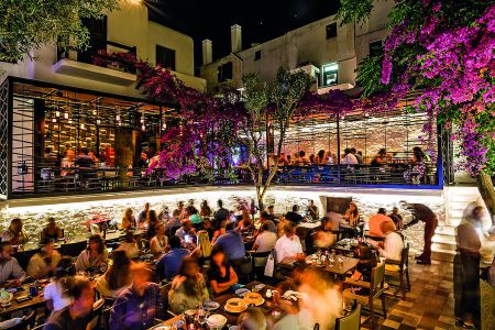 Μύκονος τώρα – The Party Island