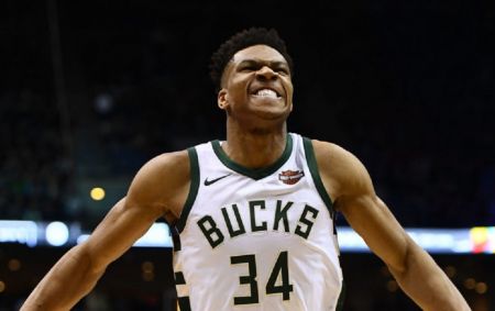 Γιάννης Αντετοκούνμπο : Οι 10 καλύτερες άμυνες που έβγαλε το 2018-19