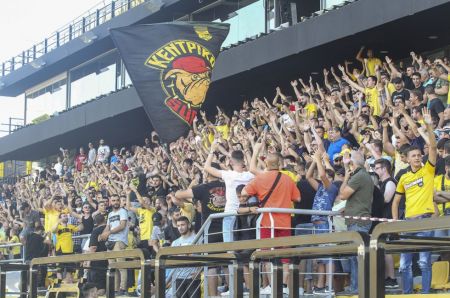 Αποθέωση στην ανοικτή προπόνηση του Άρη