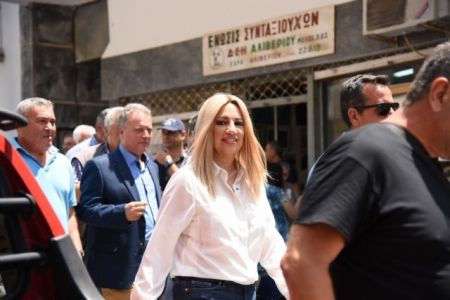 Γεννηματά: Ο Μητσοτάκης εκβιάζει ωμά τον ελληνικό λαό