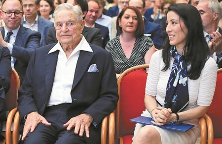 Φορολογήστε τον πλούτο (μας) και δώστε τα στην κοινωνία