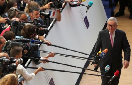 Βρυξέλλες: Παιχνίδι για γερά νεύρα οι κορυφαίες θέσεις της ΕΕ