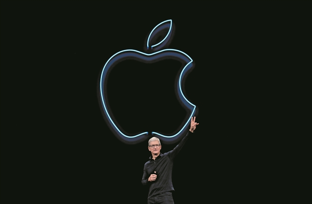 Η Κομισιόν «στριμώχνει» Apple και Δουβλίνο