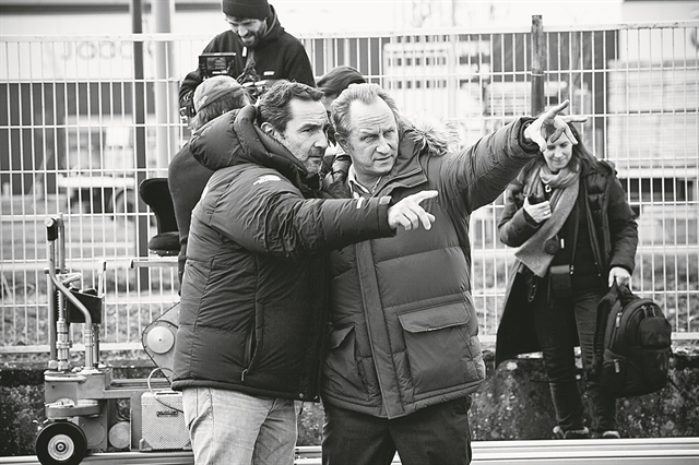 Ψάχνοντας για μια ελπίδα «με λεκέδες»