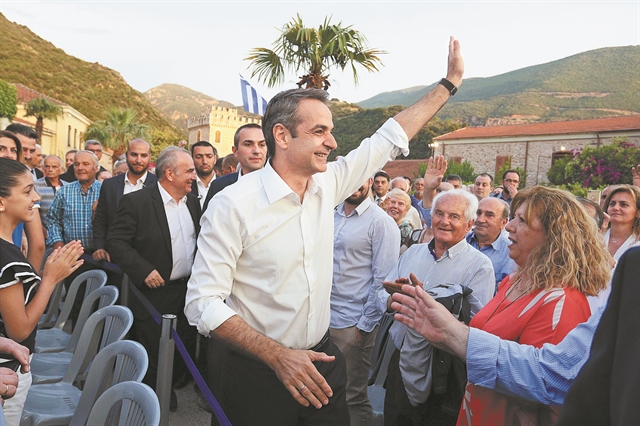 Χαμηλοί τόνοι και επιχειρήματα απέναντι στα fake news