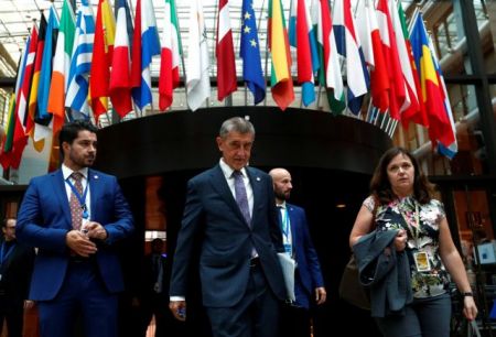 Βρυξέλλες: Ισορροπίες στην στελέχωση των κορυφαίων θέσεων της ΕΕ