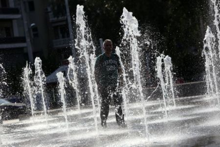 Καιρός: Κύμα καύσωνα από την Τετάρτη στη χώρα