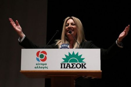 Γεννηματά: Ο Τσίπρας απέφυγε το ντιμπέιτ «όπως ο διάολος το λιβάνι»