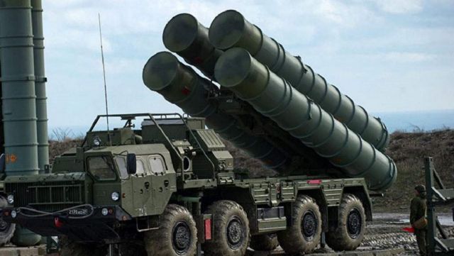 S-400: Συμβιβαστκή λύση ώστε να αποφύγει τις αμερικανικές κυρώσεις, ψάχνει ο Ερντογάν