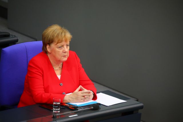Die Welt για Μέρκελ : «Η στριμωγμένη»