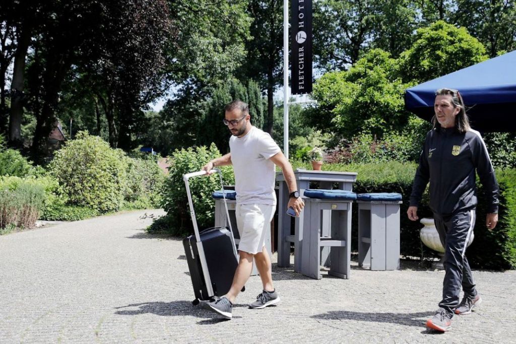 Άρης : Έφτασε Ολλανδία ο Φετφατζίδης