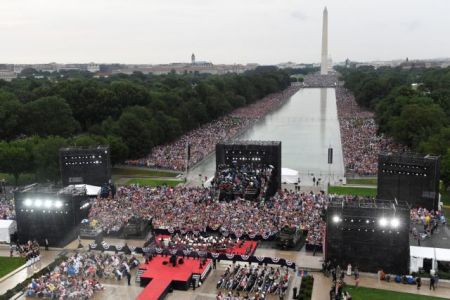 Φιέστα Τραμπ για την 4η Ιουλίου :  Παρέλαση αρμάτων μάχης και μαχητικών