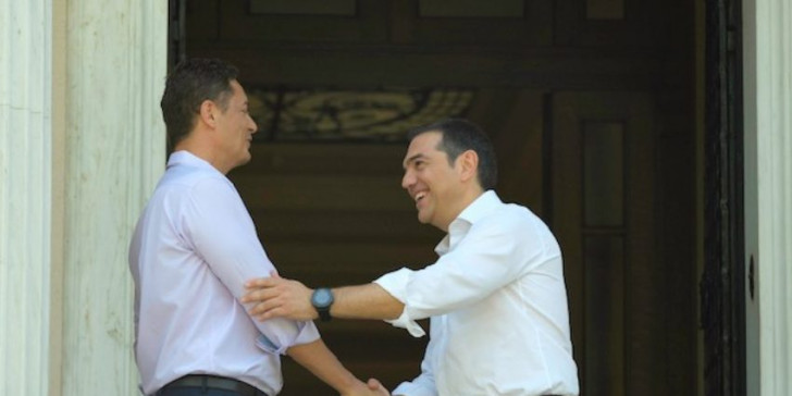 Εξαλλο το twitter με τον Τσίπρα : Γελούσε ενώ μιλούσε για τους νεκρούς πιλότους