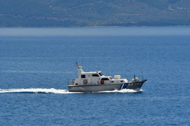 Σκάφος με 57 πρόσφυγες εντοπίστηκε δυτικά της Πύλου