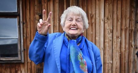 Εύα Κορ: Η επιζήσασα του Μένγκελε πέθανε σε επίσκεψη στο Άουσβιτς