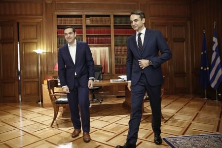 Συγχαρητήριο τηλεφώνημα Τσίπρα σε Μητσοτάκη