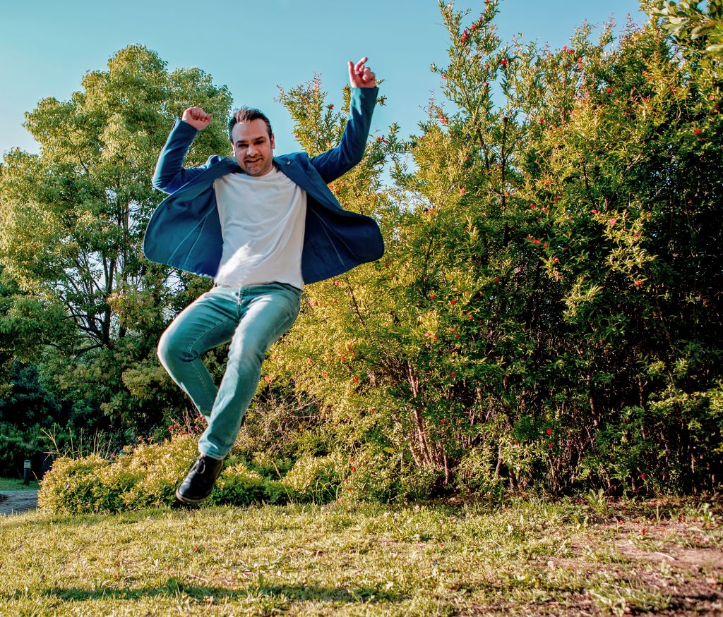 «Δεν προσπαθώ να μιμηθώ τον Ελβις»