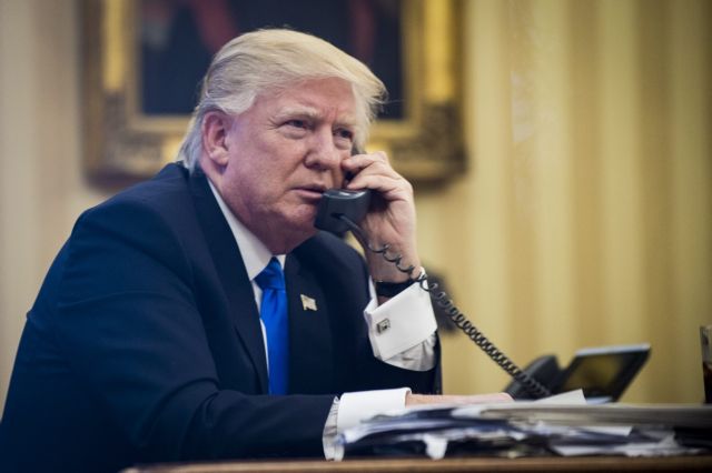 Τηλεφωνική επικοινωνία Μητσοτάκη – Τραμπ – Τι συζήτησαν