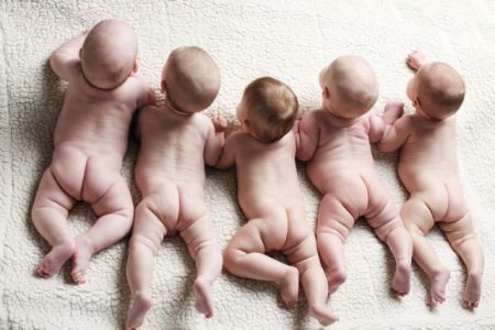 Eurostat: Συνεχής η πληθυσμιακή μείωση της Ελλάδας