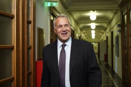 Μείωση φορολογίας στο 10% για τους παραγωγούς προωθεί το υπ. Αγροτικής Ανάπτυξης