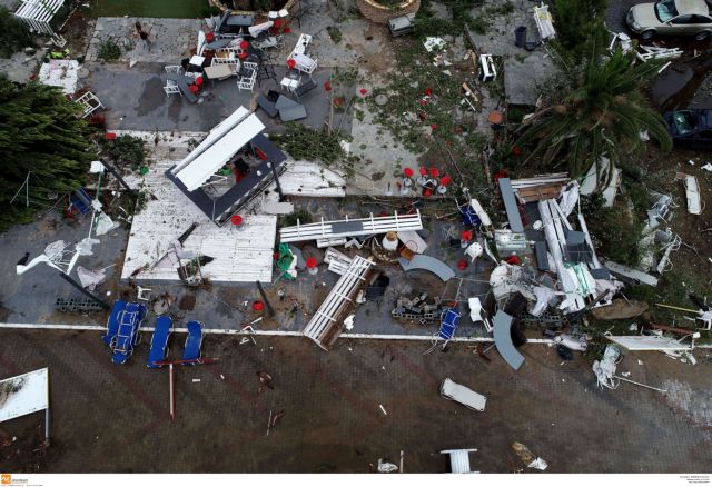 Χαλκιδική – μαρτυρία: Του έπεσε το κιόσκι στο κεφάλι, ο γιος του έκλαιγε