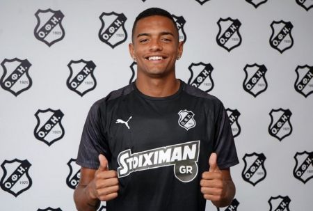 ΟΦΗ: Από τις εξετάσεις εξαμήνου στο τετραετές συμβόλαιο ο Φερέιρα