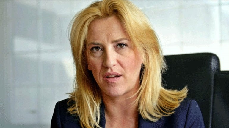 Εξαλλο το Twitter με τη Δούρου για την φωτό με Μερκούρη –  Η επιτομή της ανευθυνότητας