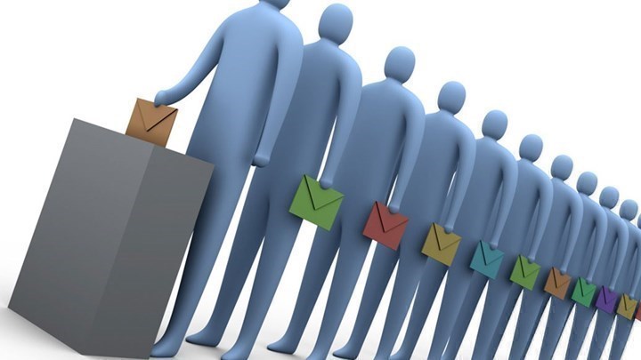 Πρώτη μετεκλογική δημοσκόπηση: Πώς κρίνουν οι πολίτες τη νέα κυβέρνηση