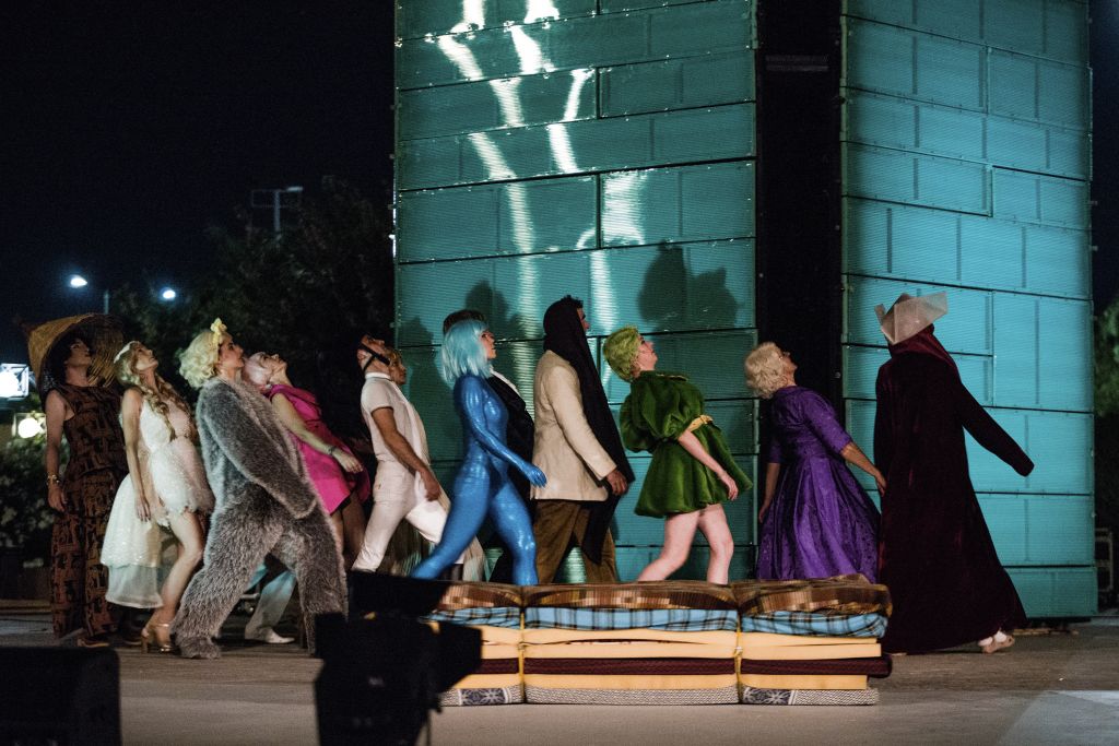 Το… νεφελώδες καλοκαίρι του Δημήτρη Καραντζά