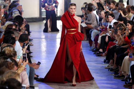 Στα βήματα της Haute Couture 