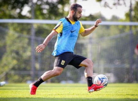 Live : Αϊντχόφεν – Άρης