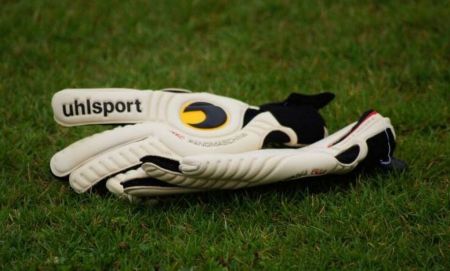 Σοκ! 17χρονος τερματοφύλακας πέθανε μετά από απόκρουση πέναλτι