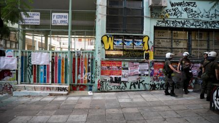 Επαναλαμβάνονται οι εκλογές στα Εξάρχεια, όπου εκλάπη η κάλπη