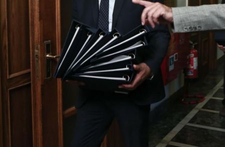 Μαξίμου α λα Μητσοτάκη