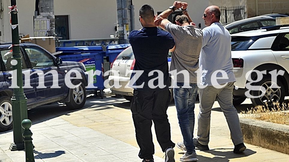 Ζάκυνθος: Στο σπίτι του τη Δευτέρα ο 27χρονος πατροκτόνος