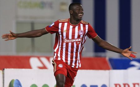 Ολυμπιακός : Επέστρεψε ο Καμαρά, ετοιμάζεται για Πλζεν