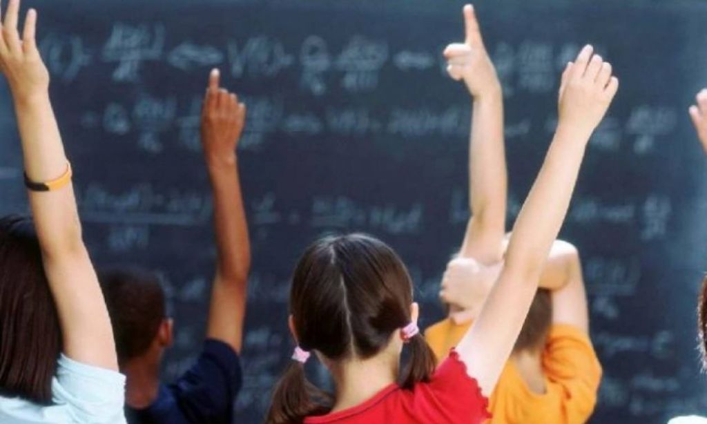 Κεραμέως: Κανονικά στις 8.15 τα σχολεία με τη νέα χρονιά, δεν αλλάζει τίποτα στο ωράριο