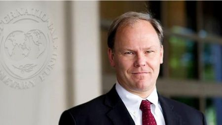 Ντόλμαν (ΔΝΤ): Η Ελλάδα χρειάζεται μεγαλύτερη μεταρρυθμιστική προσπάθεια