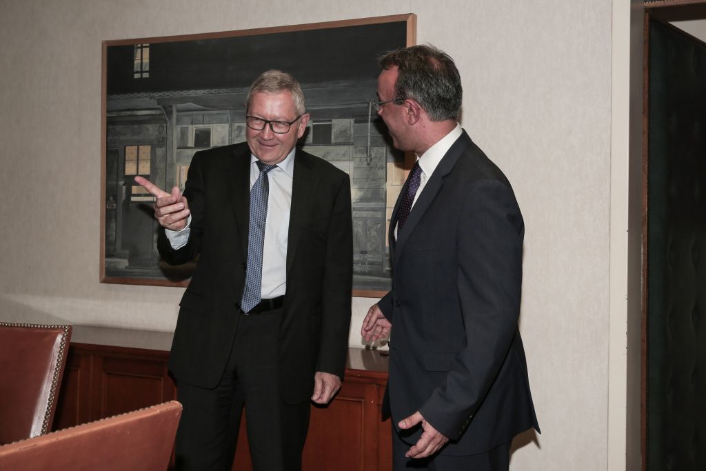 Διευκρινίσεις για τις φοροελαφρύνσεις και το νέο φορολογικό νόμο ζητά ο Ρέγκλινγκ