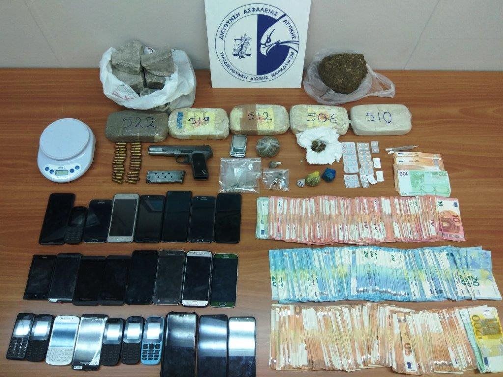 Εξαρθρώθηκε κύκλωμα που διακινούσε ναρκωτικά στην Αττική