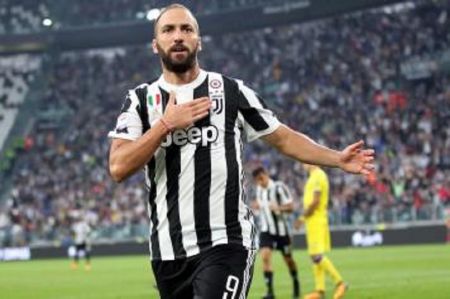 «Κλωτσάει» ο Ιγκουαΐν παρά τη συμφωνία της Ρόμα με Γιουβέντους