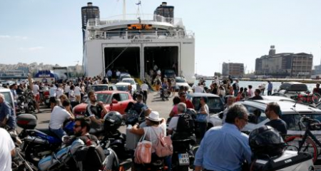 Σεισμός: Λειτουργεί κανονικά το λιμάνι του Πειραιά, με μικρές καθυστερήσεις στα δρομολόγια